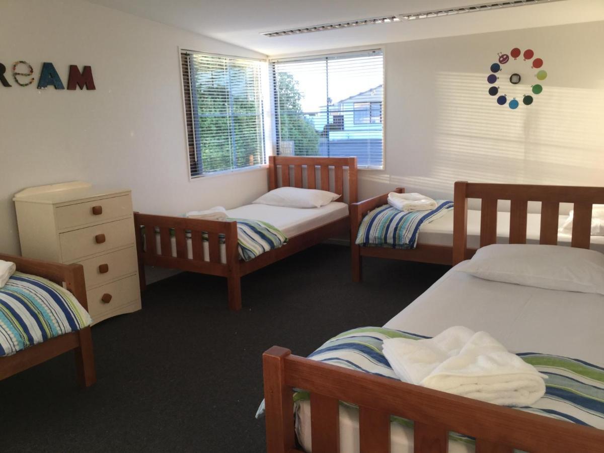 Stay In School By The Sea Dunedin Extérieur photo
