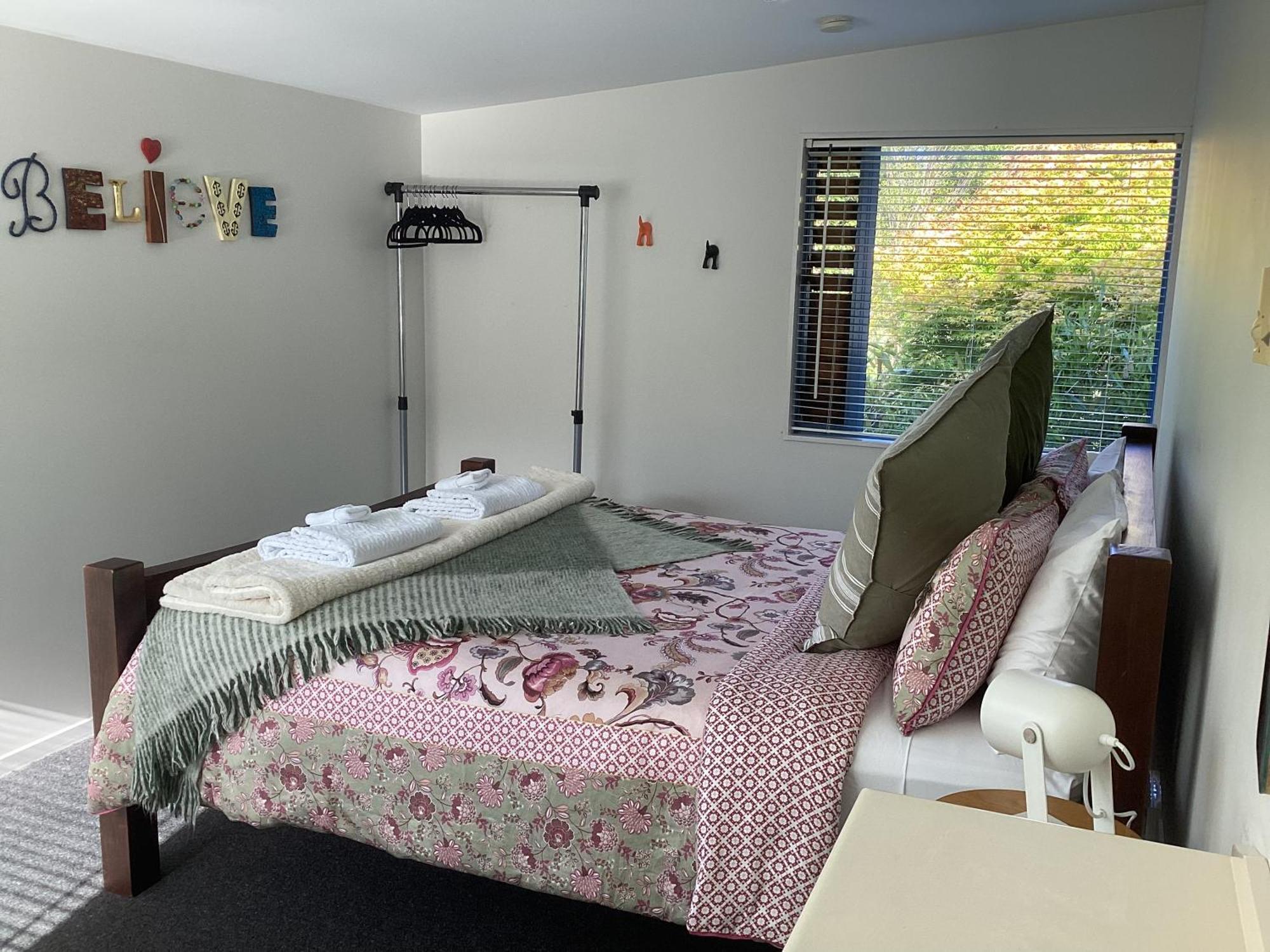 Stay In School By The Sea Dunedin Extérieur photo