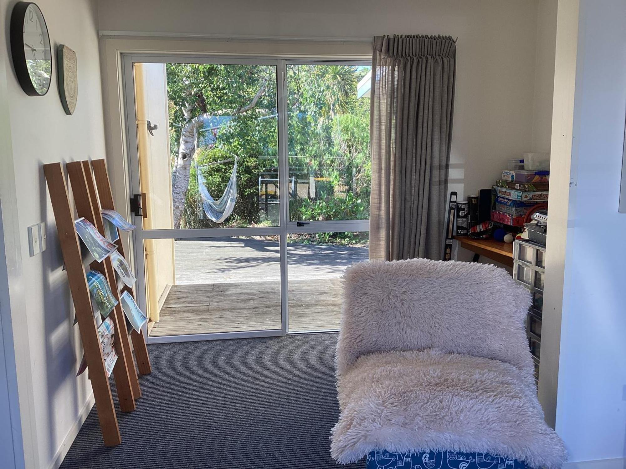 Stay In School By The Sea Dunedin Extérieur photo
