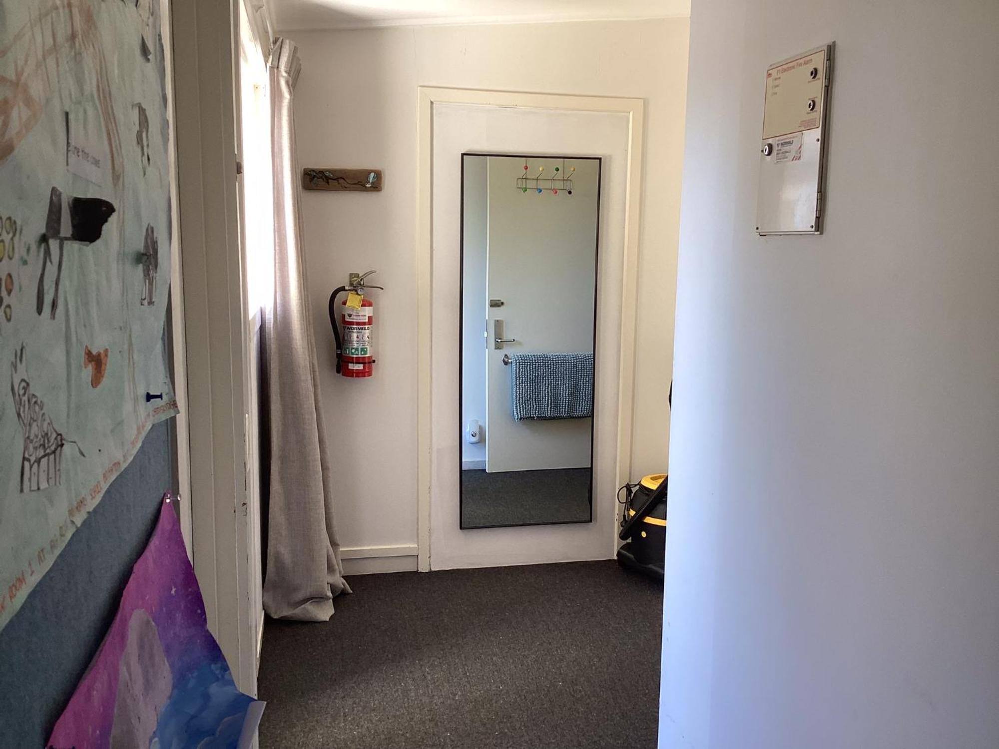 Stay In School By The Sea Dunedin Extérieur photo